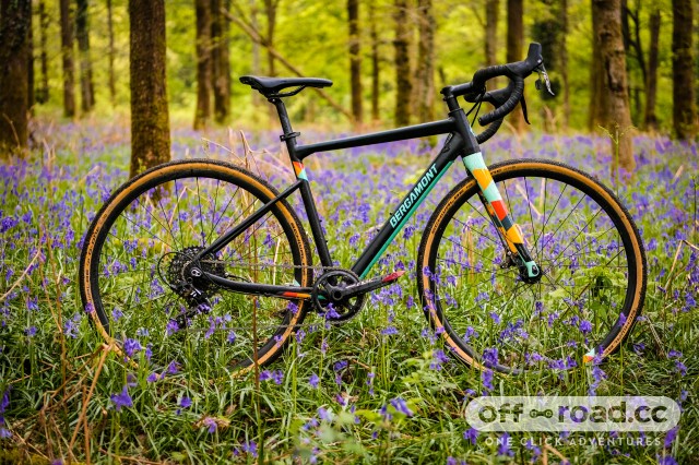 Gravel bike deals dropper post